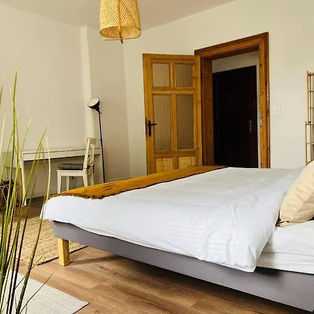 Apartman Turystyczna 22 *